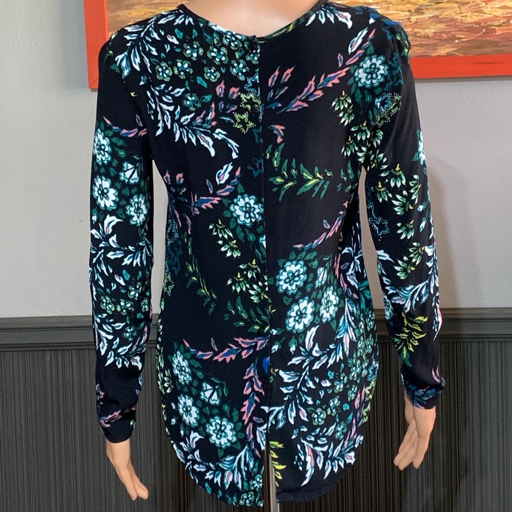 H& M Blouse SZ - 6 - Picture 3 of 4
